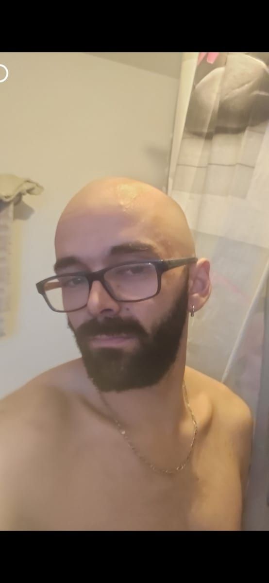 Perfil de Menouar